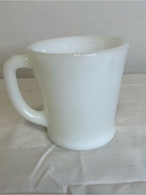 Vintage FIRE KING 1950s Milk Glass Mug with “D” Shaped Handle